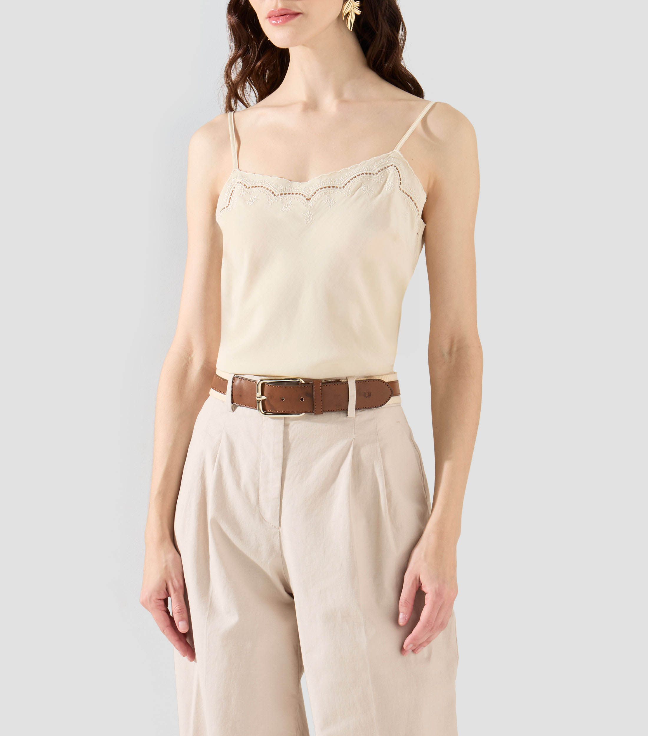 Blusa lisa sin mangas Mujer